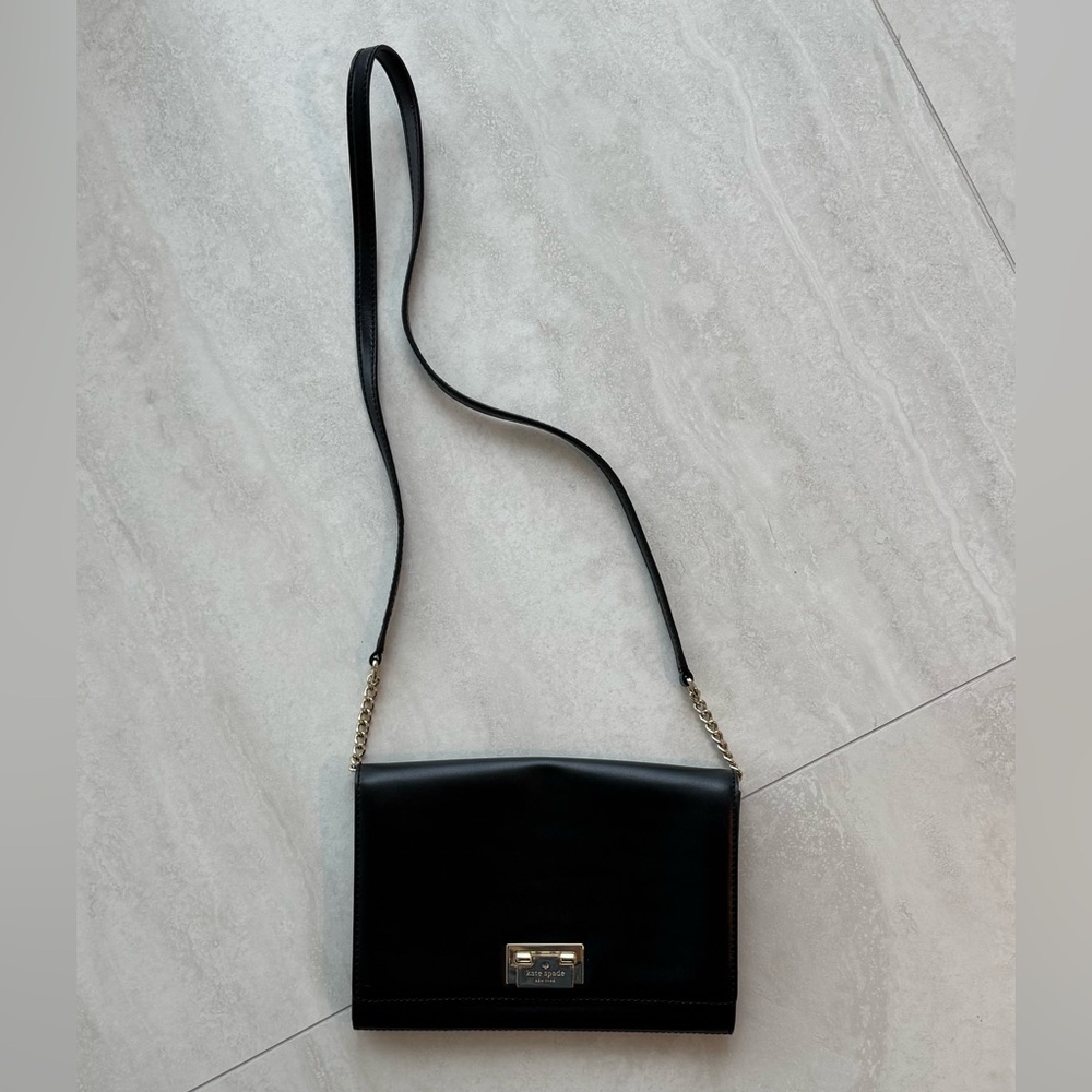 Kate spade New York hardwood place Fiona flap black leather crossbody